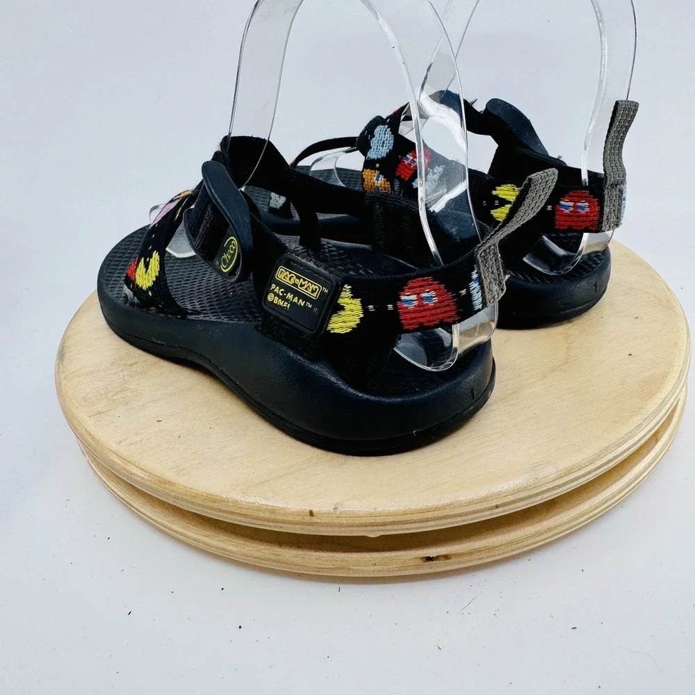 Chaco Z/1 Classic Pac-Man Sandals kids 1 boys girls ‎ youth black shoes
